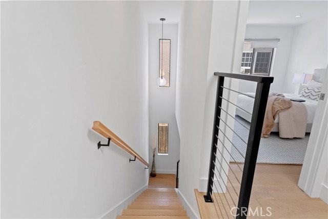 1409 Havenhurst Dr #3 - Photo 7 of 8