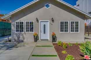 1127 N Formosa Ave - Photo 1 of 1