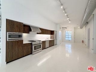 212 Marine St #2033 - Photo 4 of 8