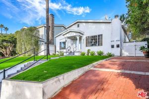 featured image of 922 S Bundy Dr