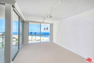201 Ocean Ave #909B - Photo 7 of 8