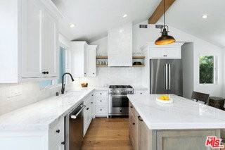 11912 Wagner St - Photo 6 of 8