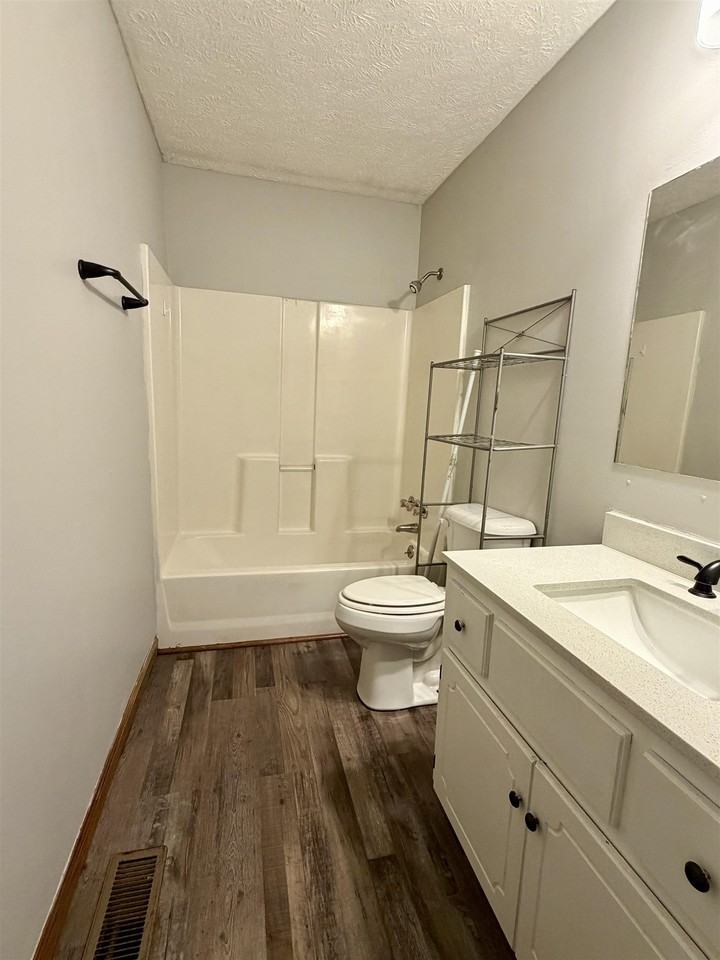 320B SAMANTHA COVE 318/320 A&B - Photo 5 of 6