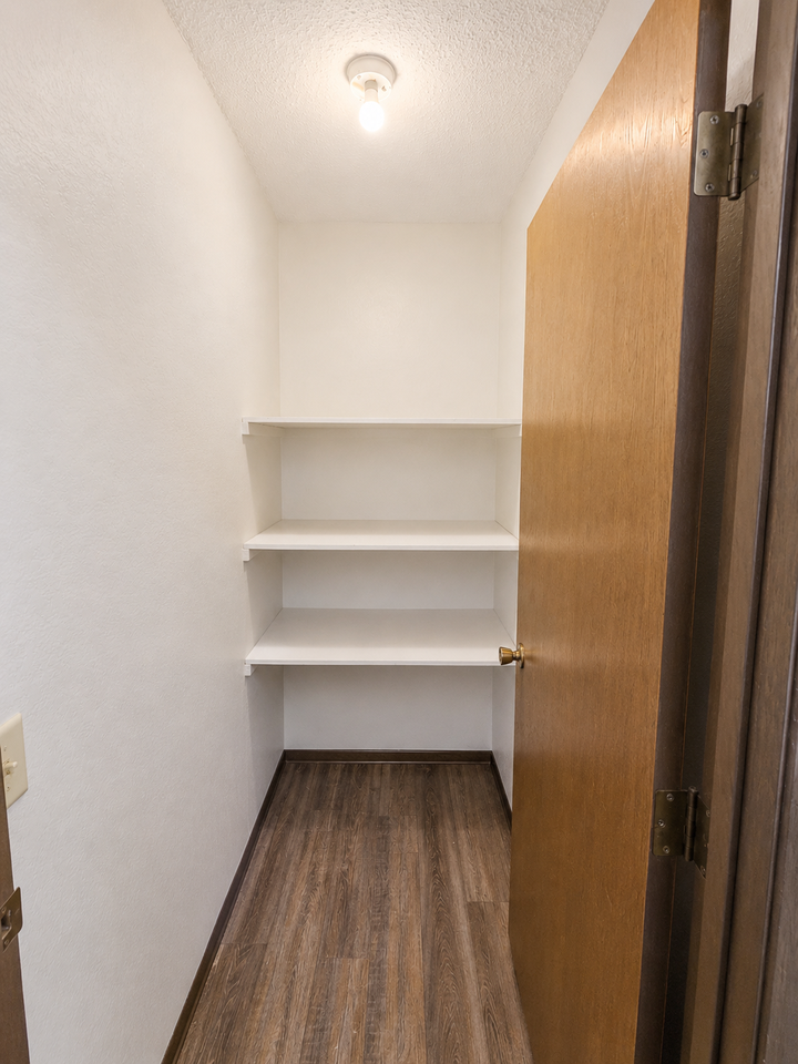 Prairie View Apartments - Photo 5 of 6