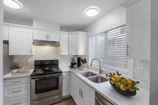 Columbia Crest Townhomes - Photo 1 of 1