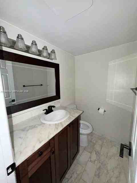 2640 Ne 135th St #317 - Photo 3 of 19