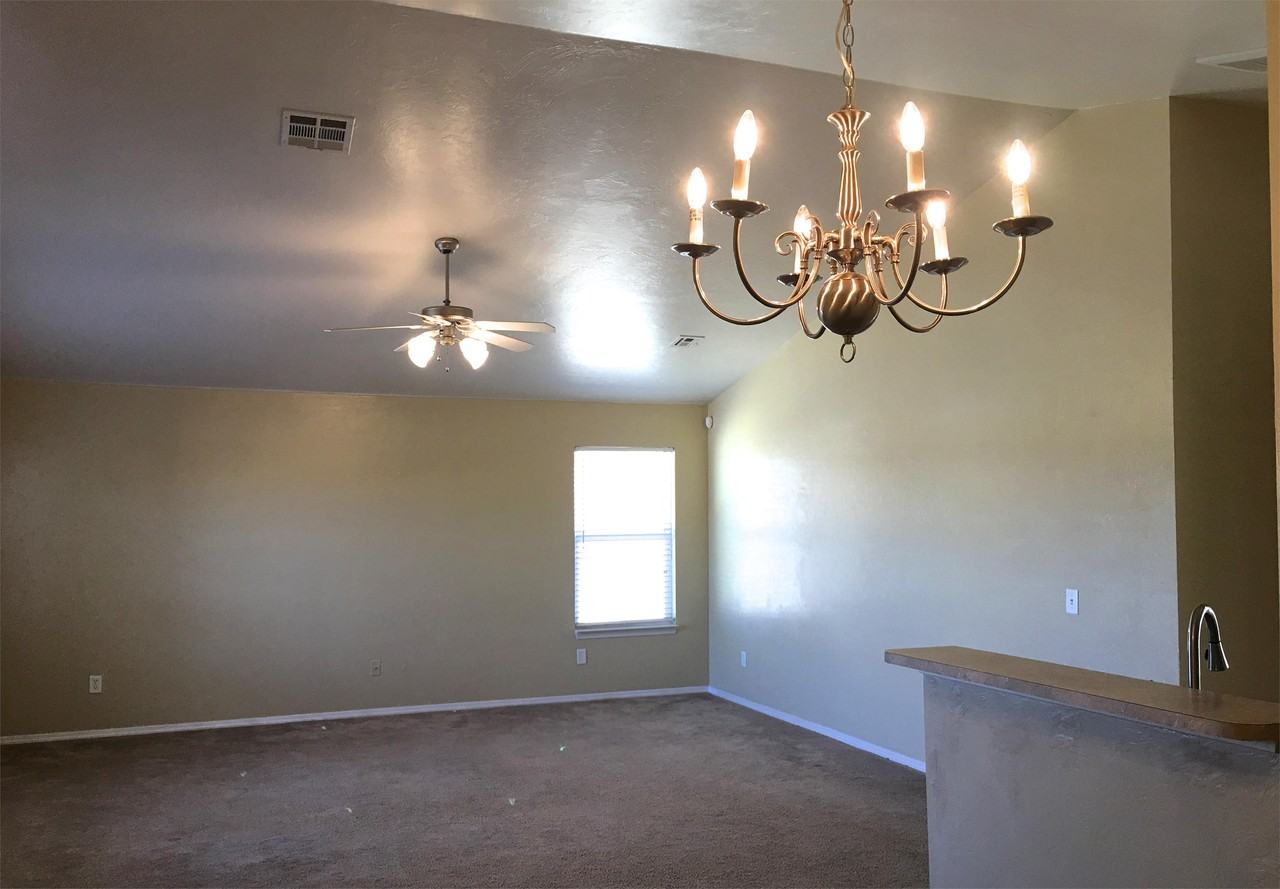 2808 Nw 187th Ter #1 - Photo 3 of 6