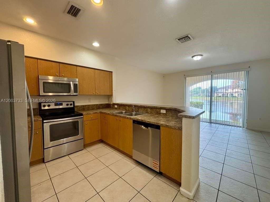 8375 Sw 29th St #102 - Photo 5 of 28
