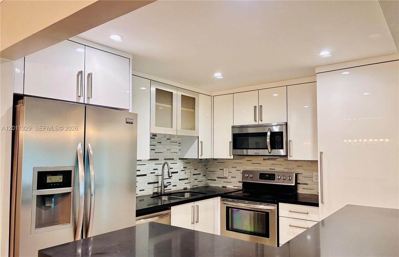 700 Se 2nd Ave #315 - Photo 7 of 18
