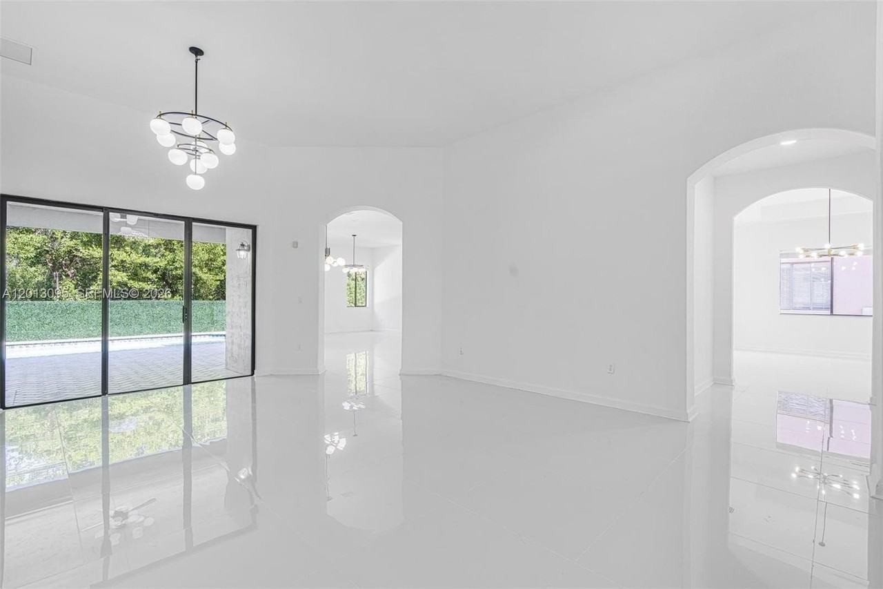 7551 Sw 187th St - Photo 5 of 50