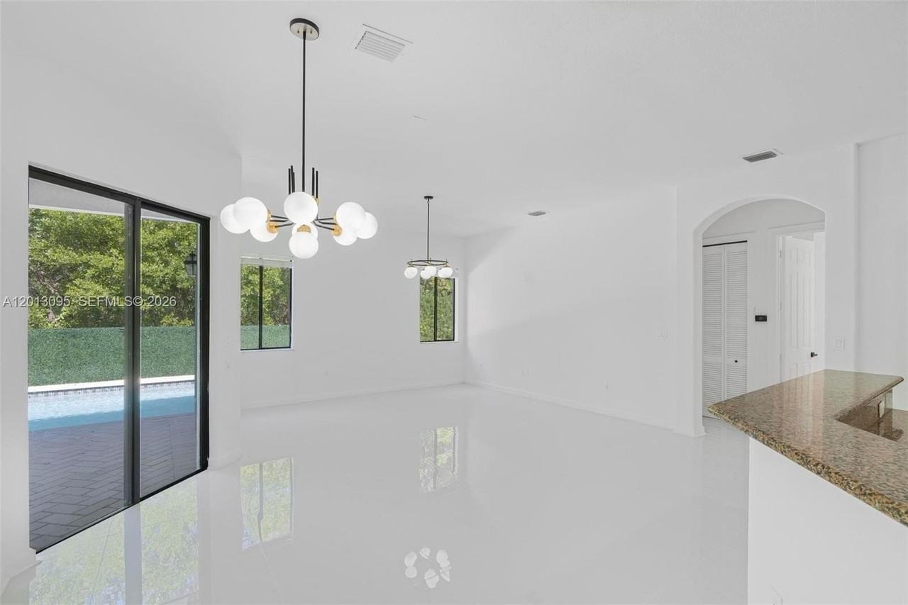 7551 Sw 187th St - Photo 7 of 50