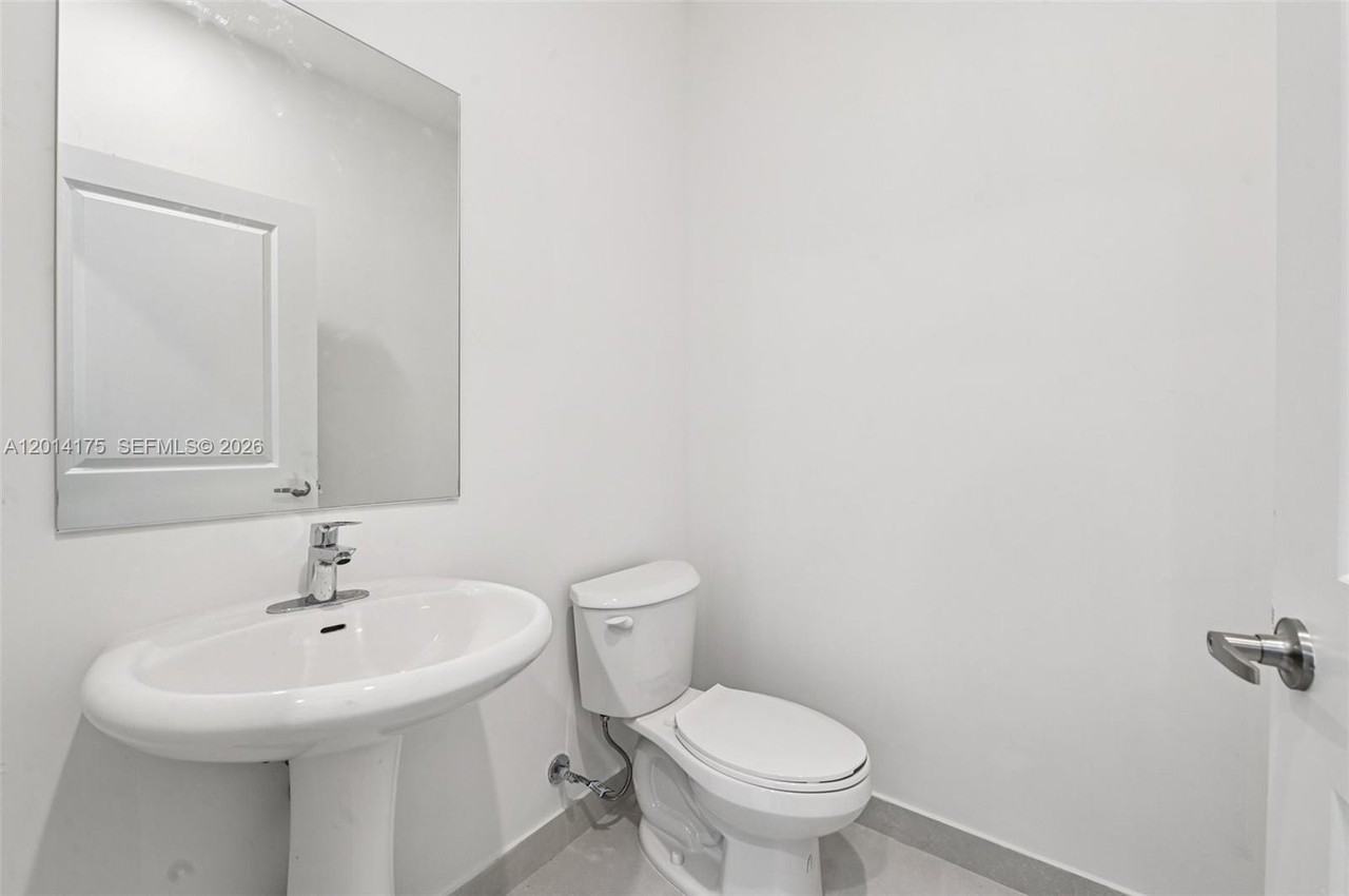 19102 Sw 345th Ter #19102 - Photo 6 of 24