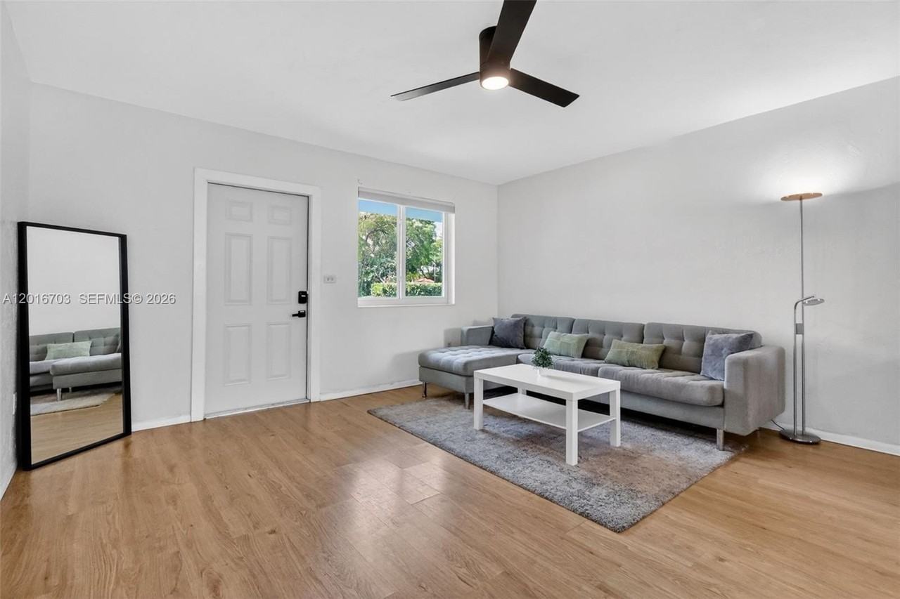 1003 Ne 110th St #1003 - Photo 5 of 29