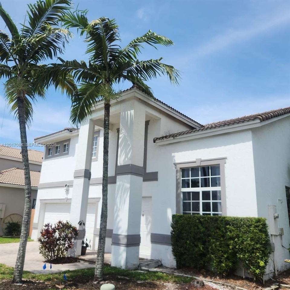 5362 Nw 108th Pl - Photo 2 of 21