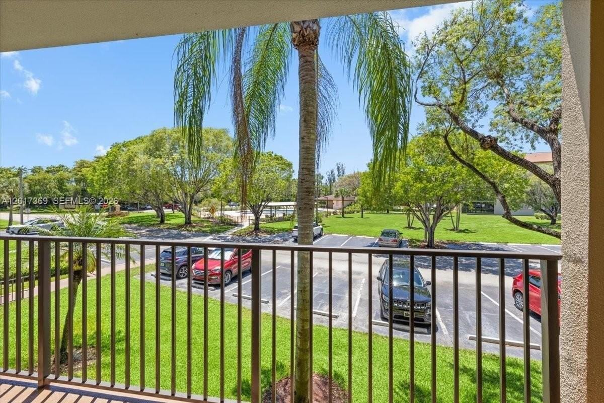 1351 Sw 141st Ave #213G - Photo 3 of 26