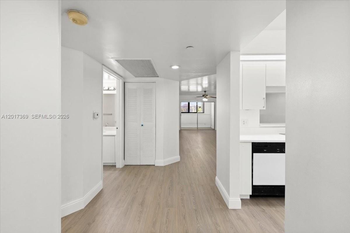 1351 Sw 141st Ave #213G - Photo 6 of 26