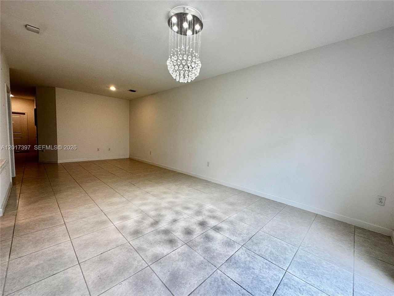 2685 Se 13th Ct - Photo 5 of 23