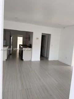 1362 Ne 145th St #1362 - Photo 3 of 13