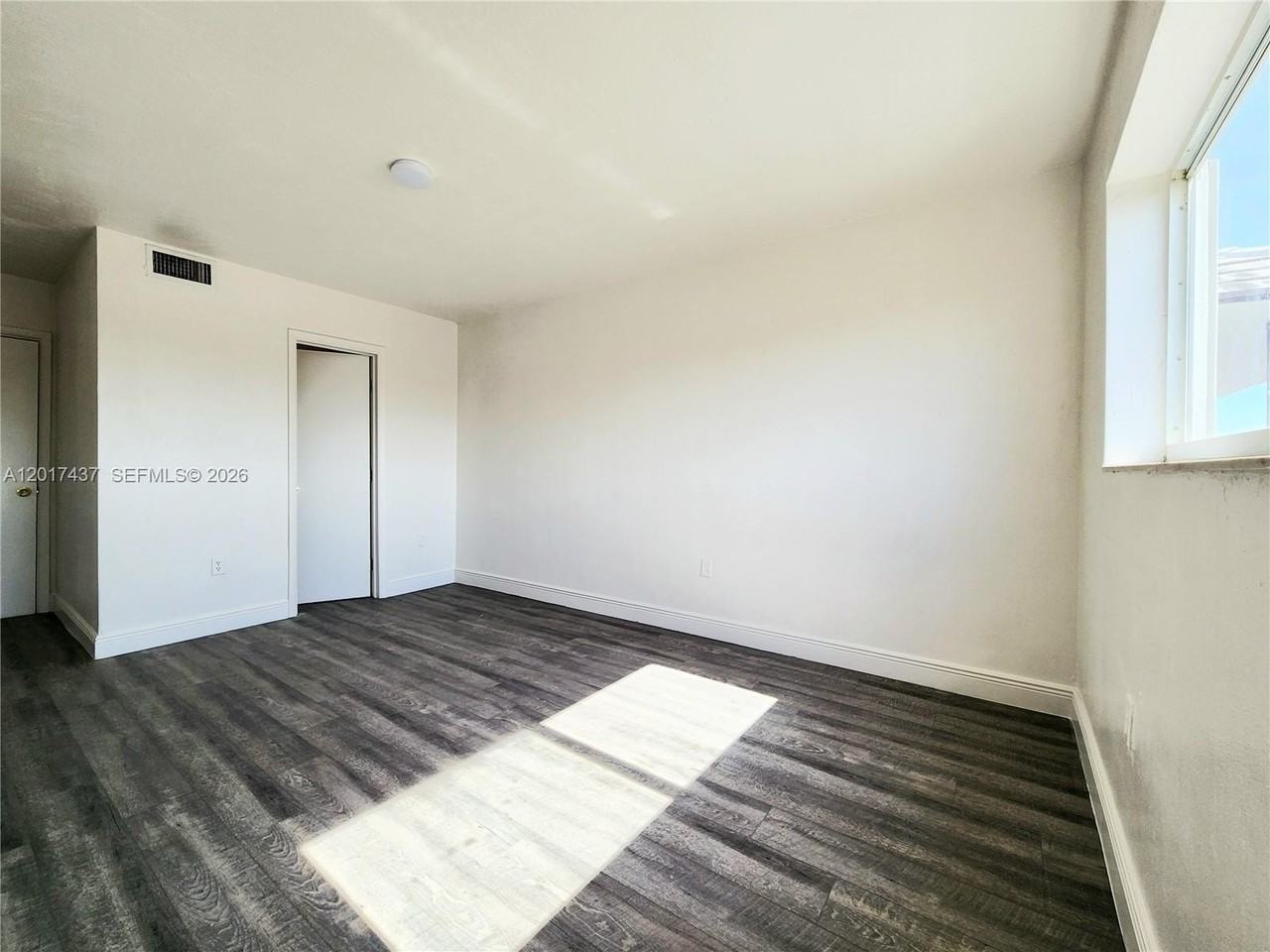 13285 Ne 6th Ave #N402 - Photo 6 of 6
