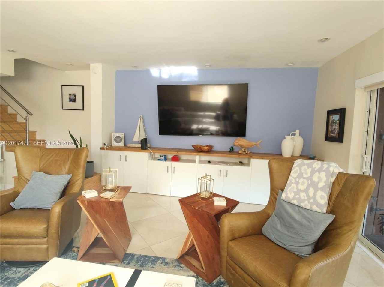 3853 Ne 170th St #B10 - Photo 4 of 50