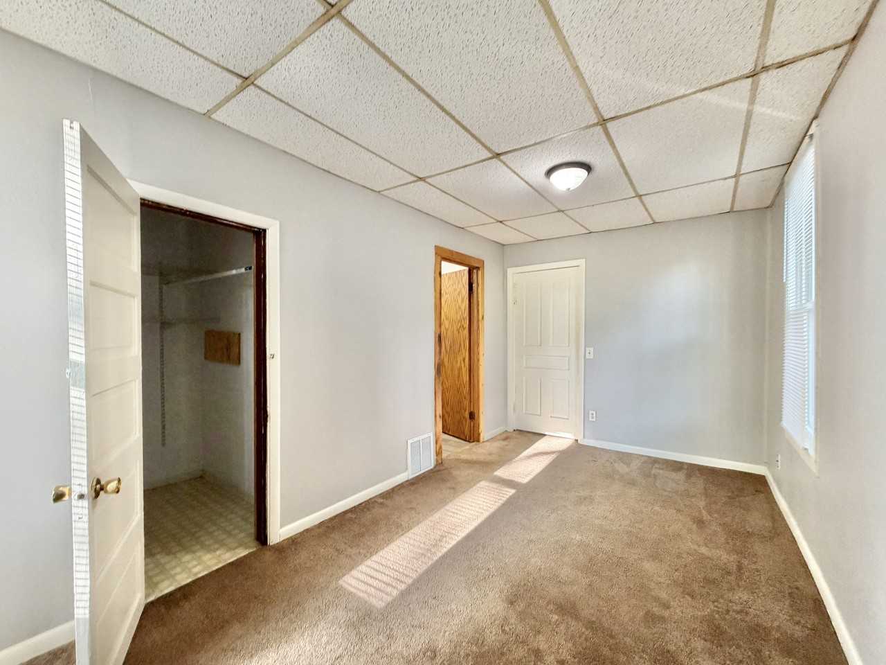 330 Lincoln St #2 - Photo 7 of 15