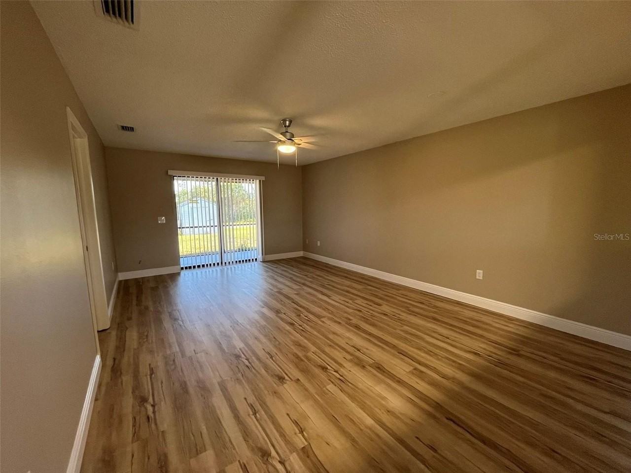 11050 Pendleton Ave #A - Photo 4 of 9