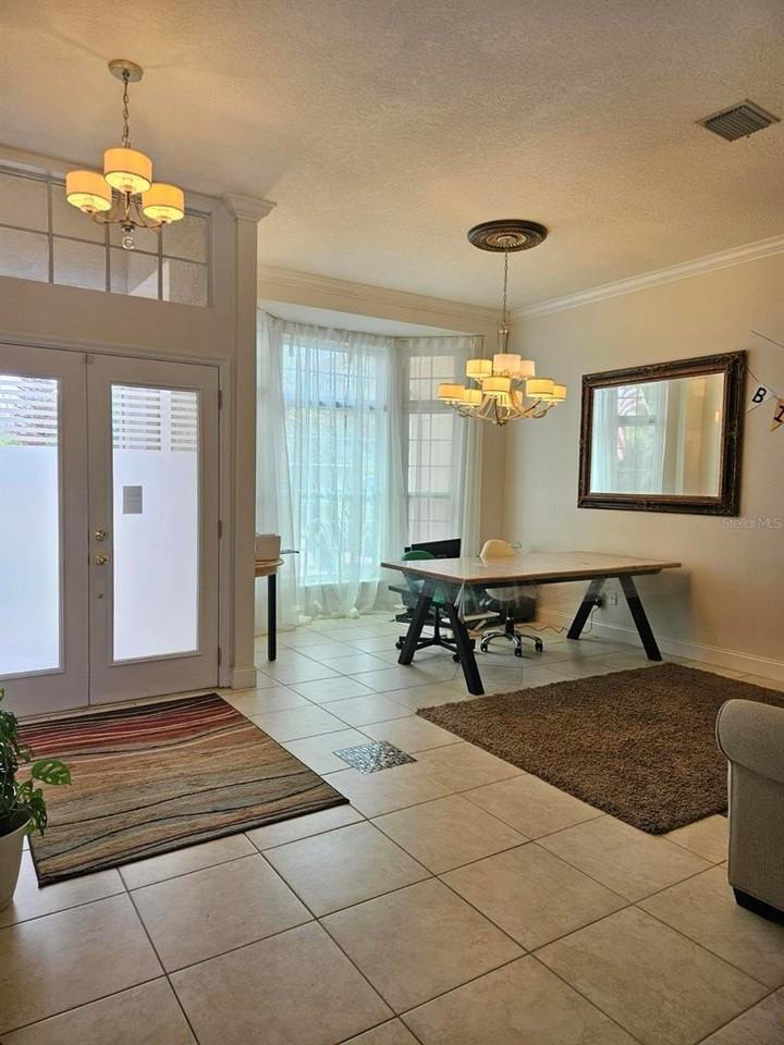 1507 Carillon Park Dr - Photo 2 of 14