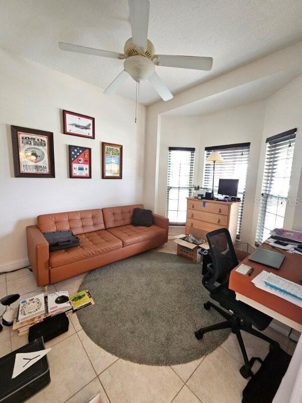 1507 Carillon Park Dr - Photo 4 of 14