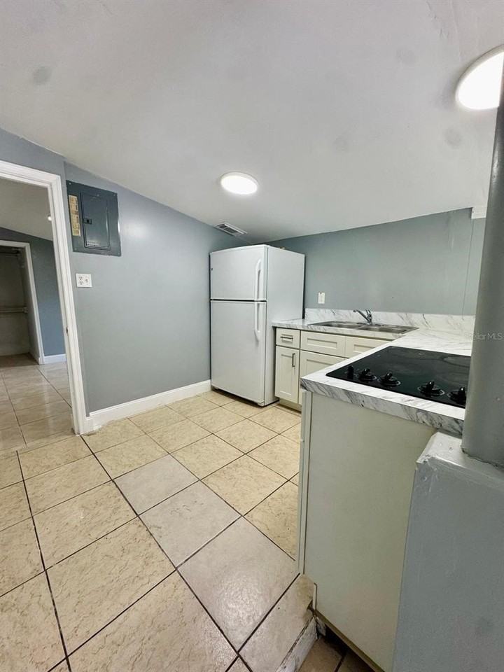 7714 Acadian Dr - Photo 3 of 6