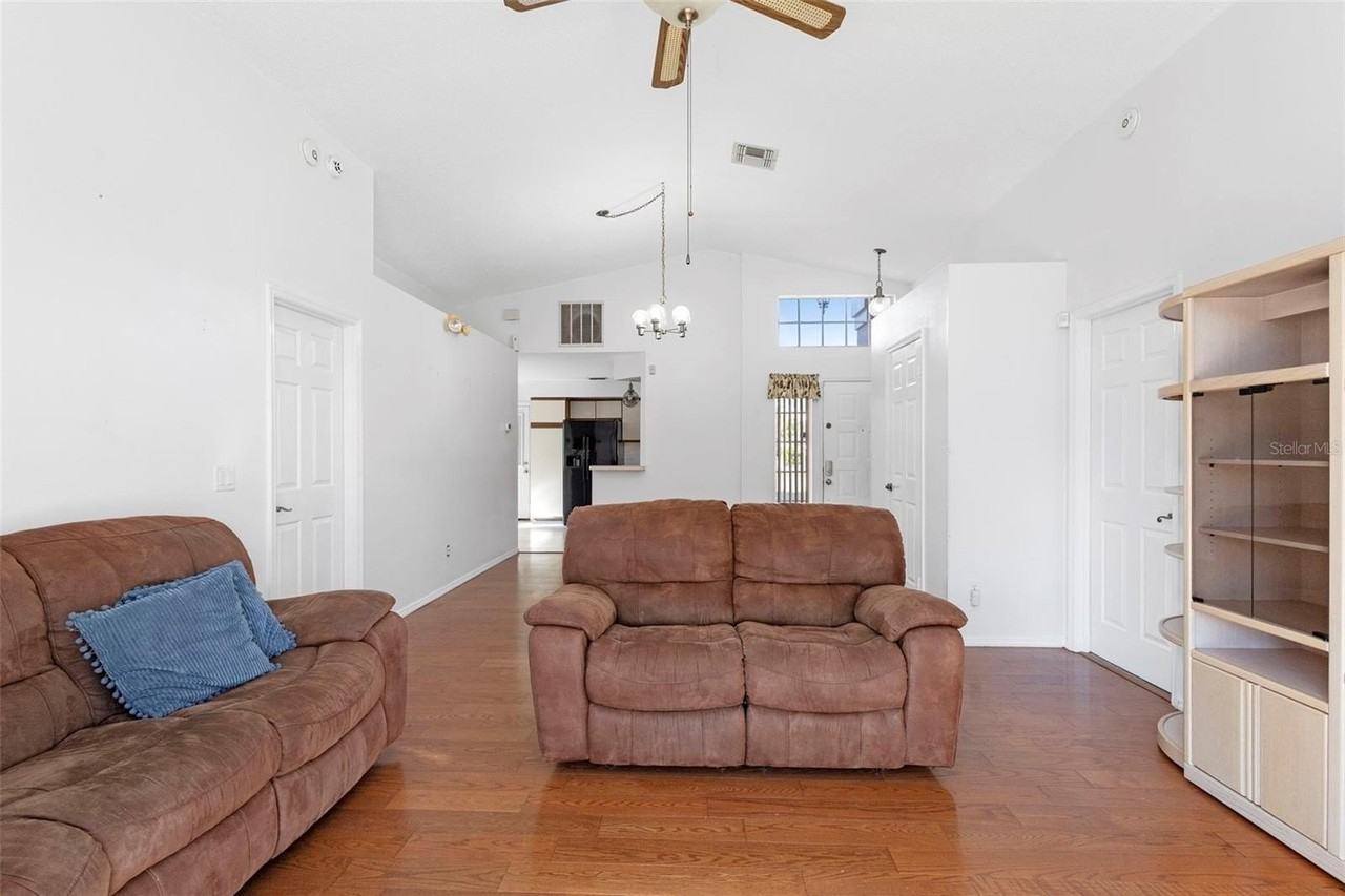 1530 Larks Nest Ct - Photo 7 of 45