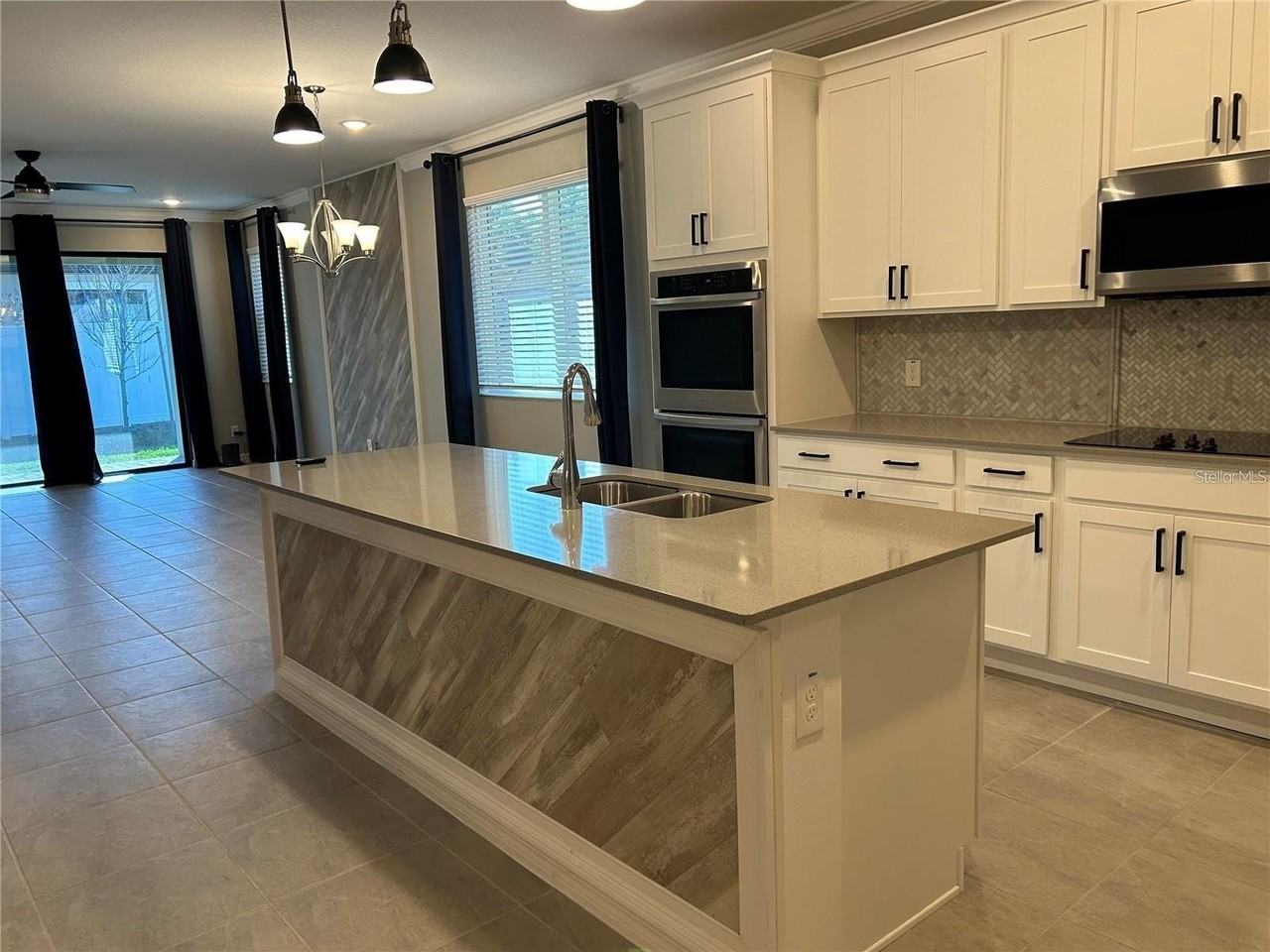 4111 Solamor St - Photo 7 of 18