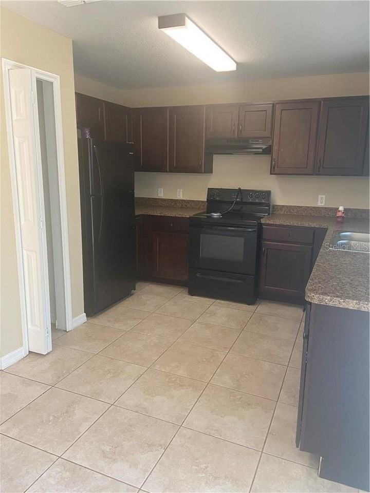 15760 Sw 19th Avenue Rd - Photo 3 of 16