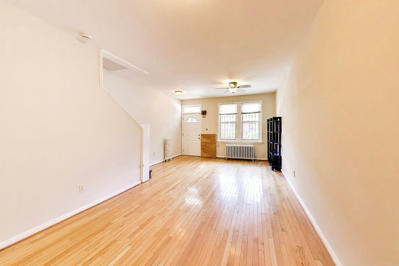 2013 4th St Nw ##Nw - Photo 6 of 39