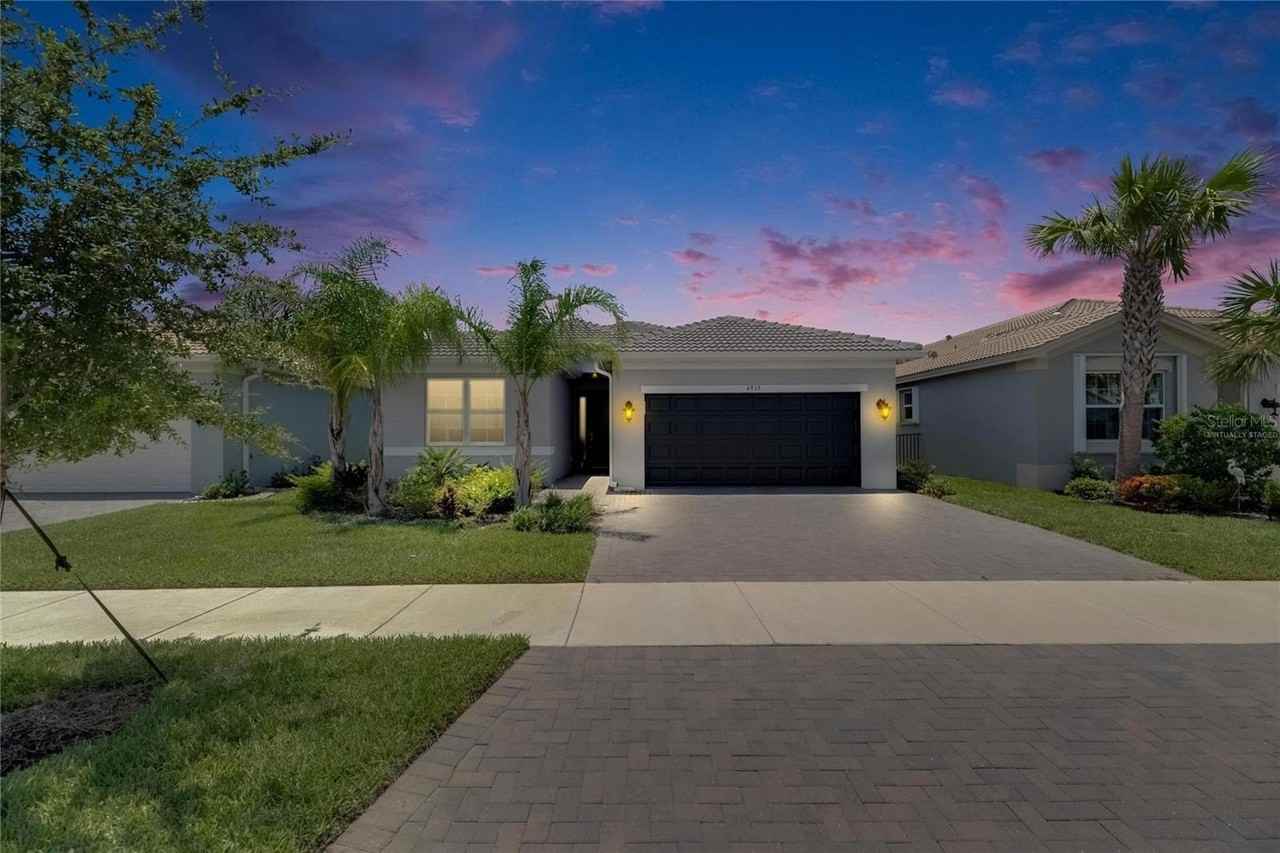 4915 Sienna Isles Ave - Photo 2 of 50