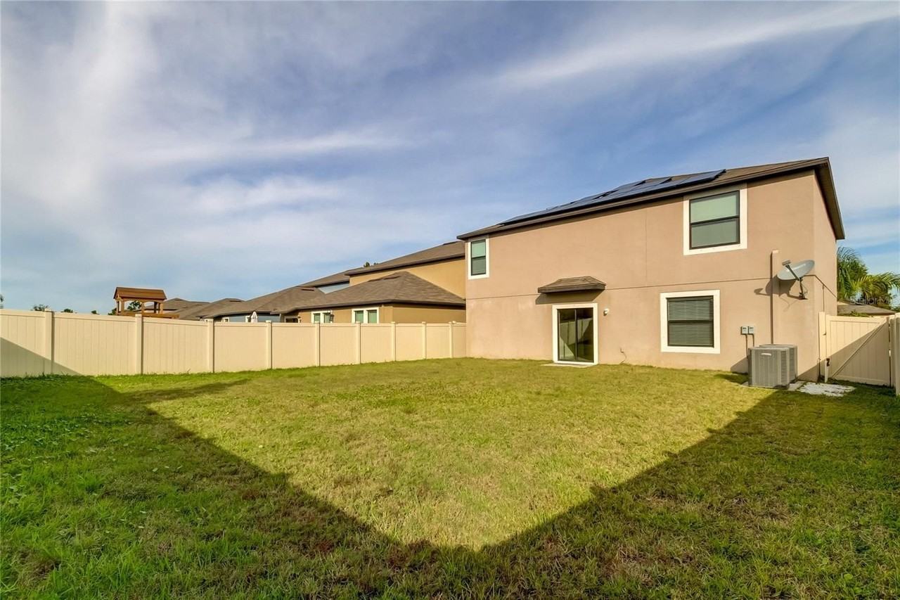 9648 Sage Creek Dr - Photo 2 of 17