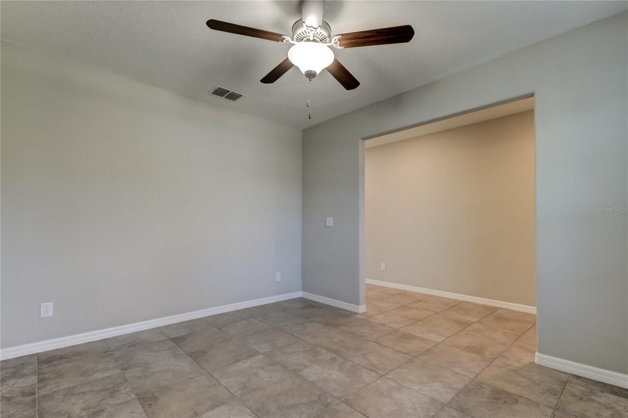 9648 Sage Creek Dr - Photo 4 of 17