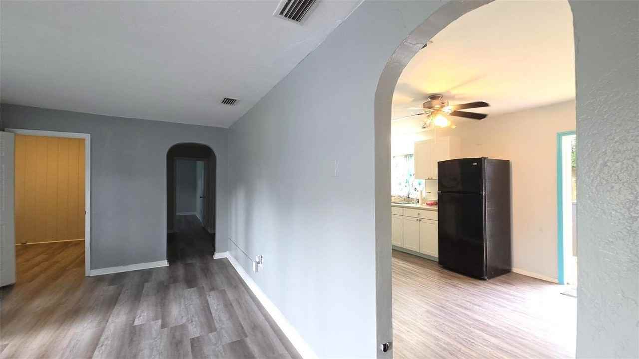 948 W Wisconsin Ave - Photo 3 of 18