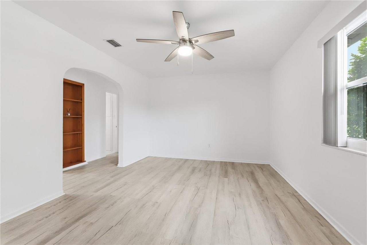 511 E Rich Ave - Photo 6 of 32