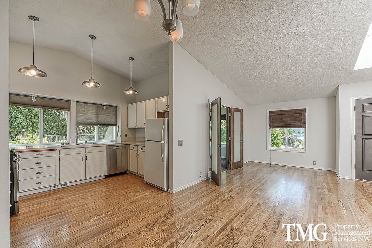 1708 Nw 91st Cir - Photo 7 of 38