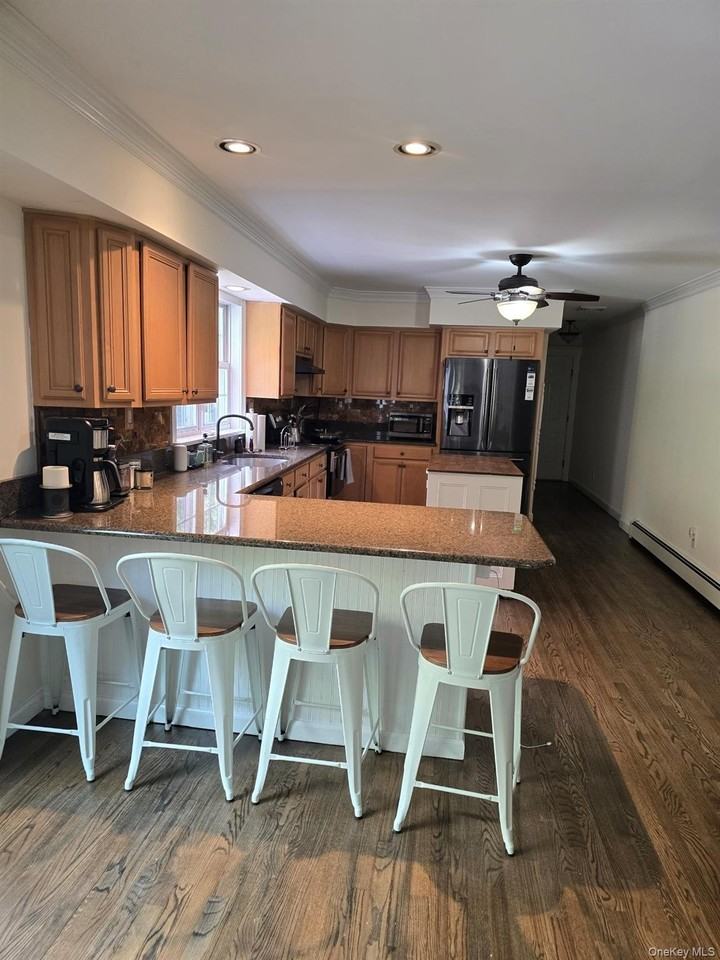 64 Beachfern Rd - Photo 5 of 12