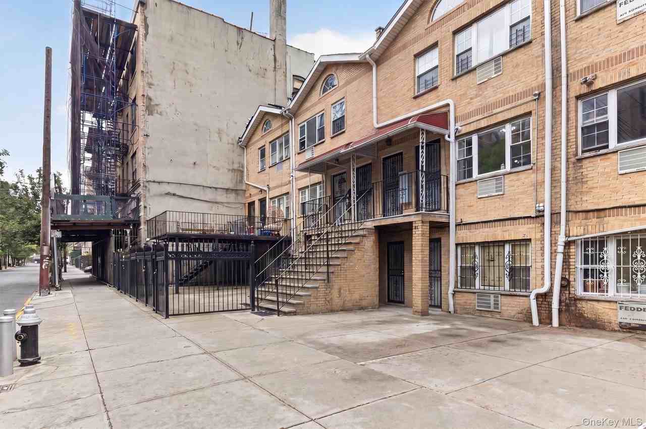 315 E 163rd St #2 - Photo 3 of 15