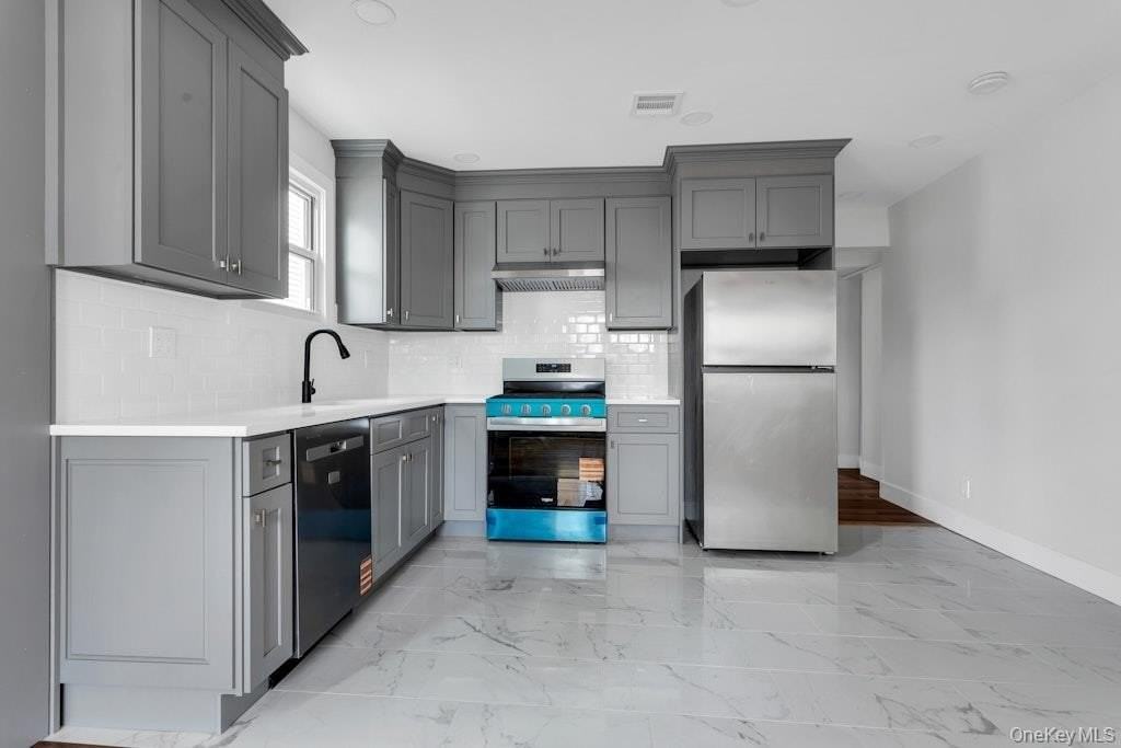 243 Maple Ave #1A - Photo 5 of 11