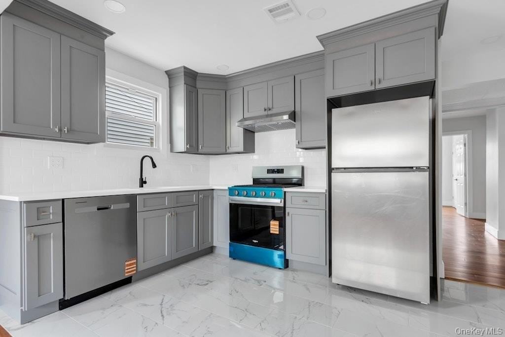 243 Maple Ave #1A - Photo 6 of 11