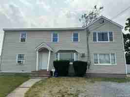 featured image of 34 Paula Dr