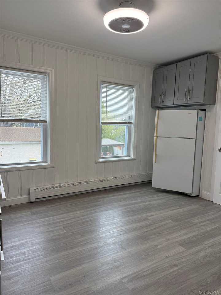 318 Earle Ave #2 - Photo 2 of 14
