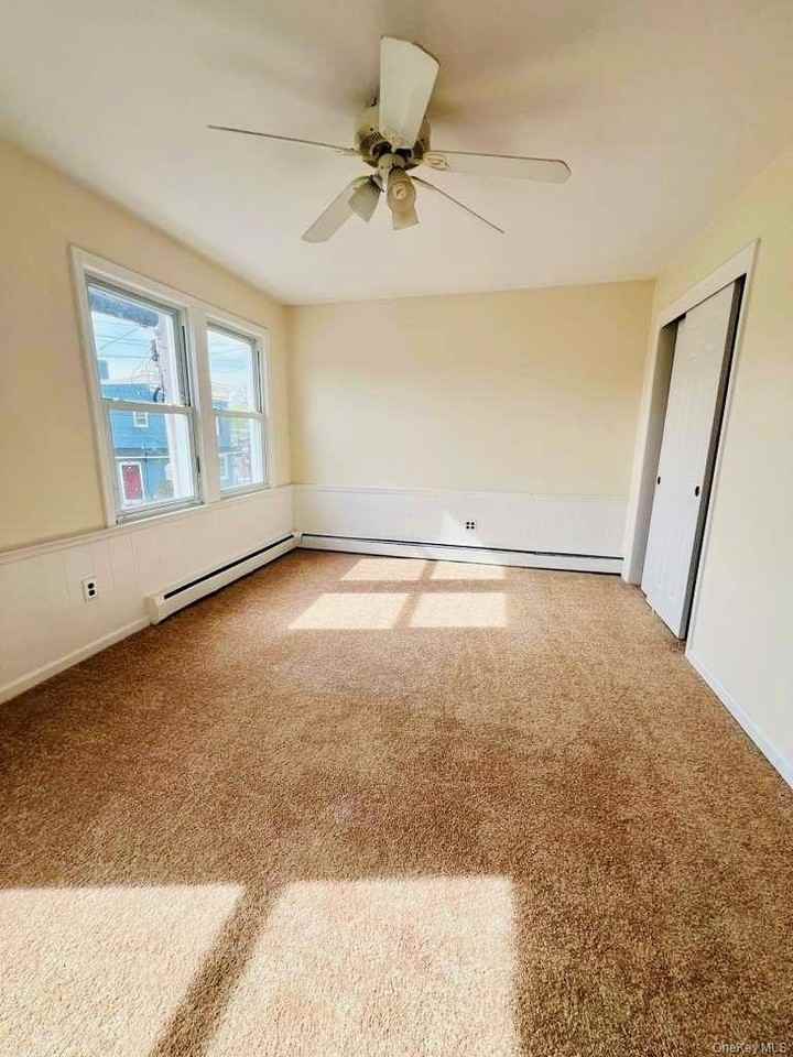 487 Lake Ave - Photo 6 of 9