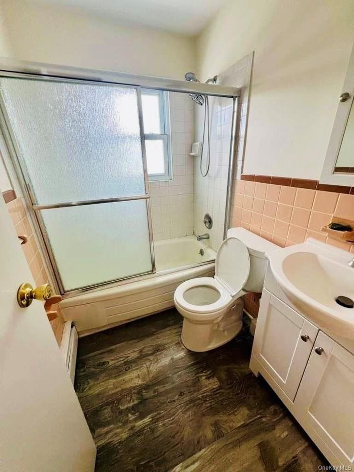 487 Lake Ave - Photo 7 of 9