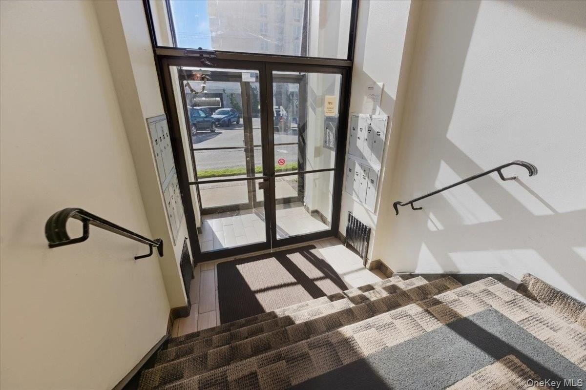 475 W Broadway #B2 - Photo 3 of 14