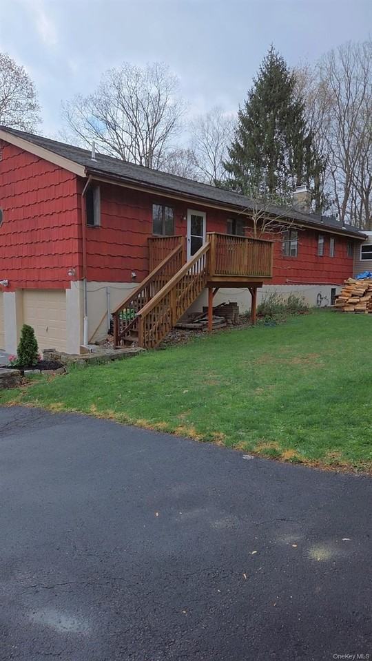 193 Overhill Rd #R - Photo 2 of 10