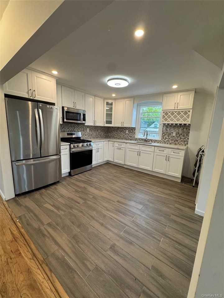 630 Tulip Ave #2 - Photo 5 of 18